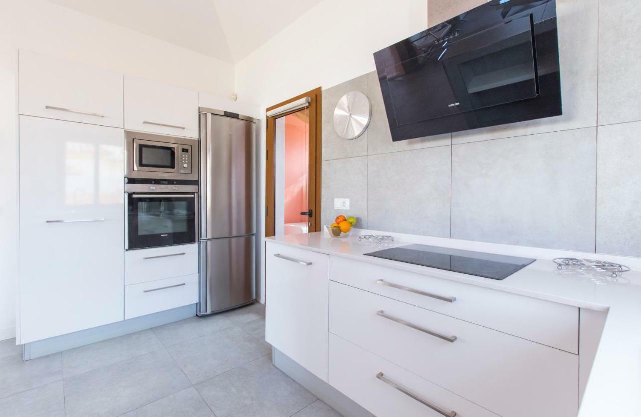 Villa Bella Lucia 3. Piscina Climatizada, Wifi, Bbq. Коралео Екстериор снимка